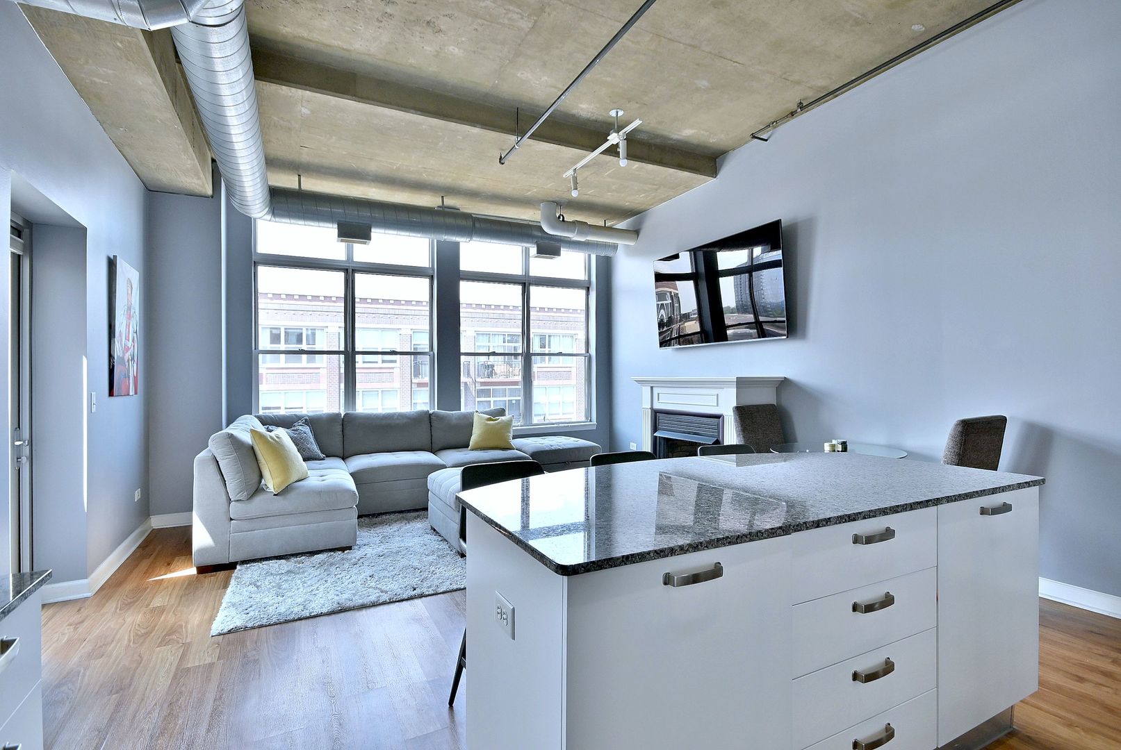 111 S Morgan Street #810, Chicago, IL 60607