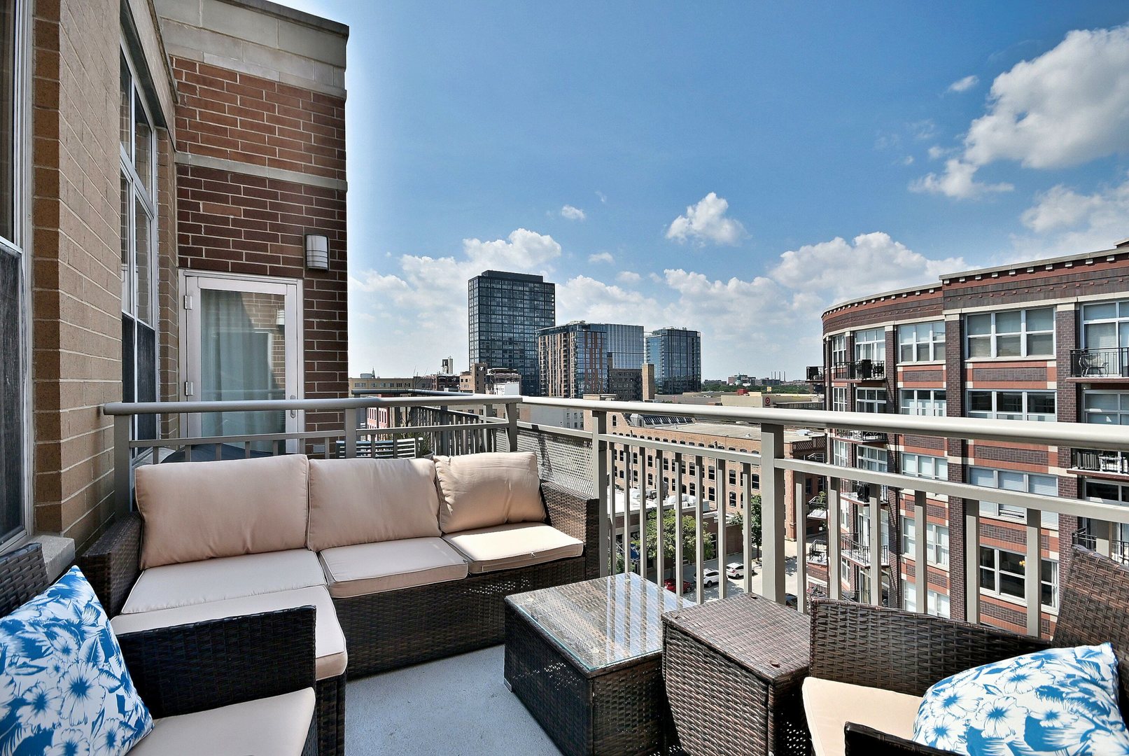 111 S Morgan Street #810, Chicago, IL 60607