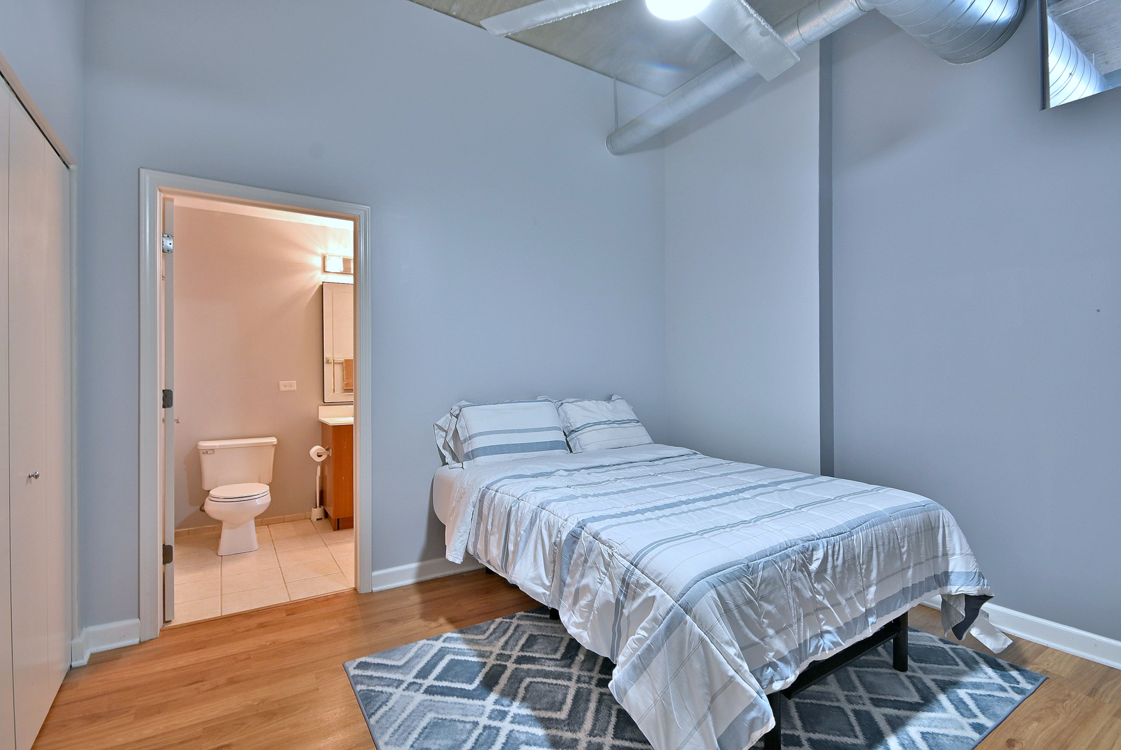 111 S Morgan Street #810, Chicago, IL 60607
