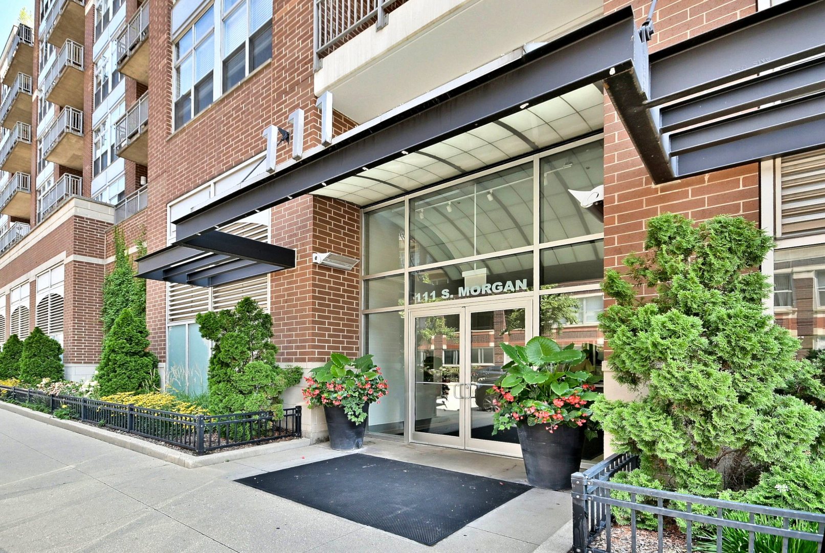 111 S Morgan Street #810, Chicago, IL 60607