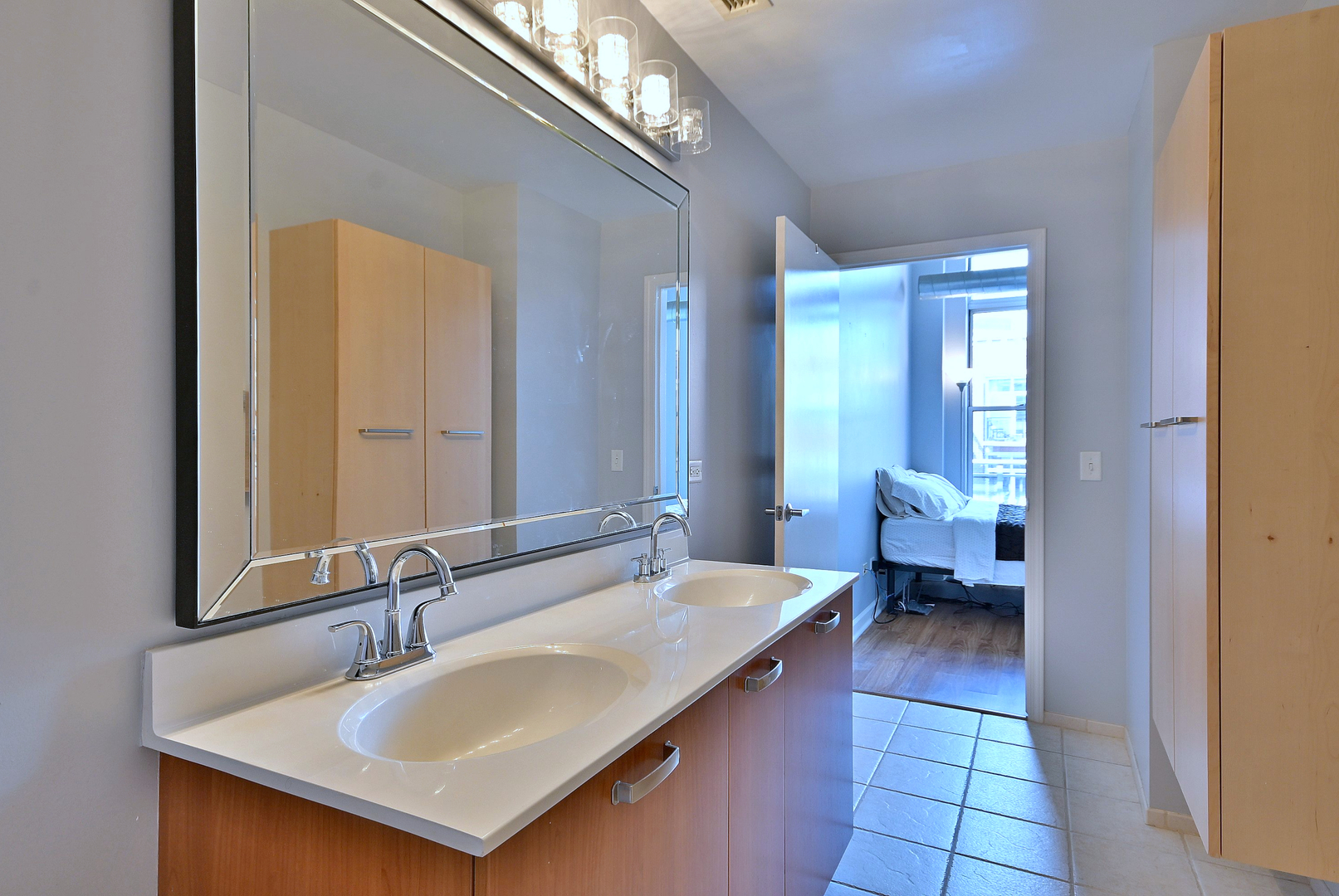 111 S Morgan Street #810, Chicago, IL 60607
