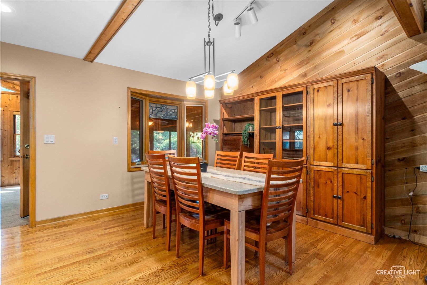 2S452 Riverside Avenue, Warrenville, IL 60555