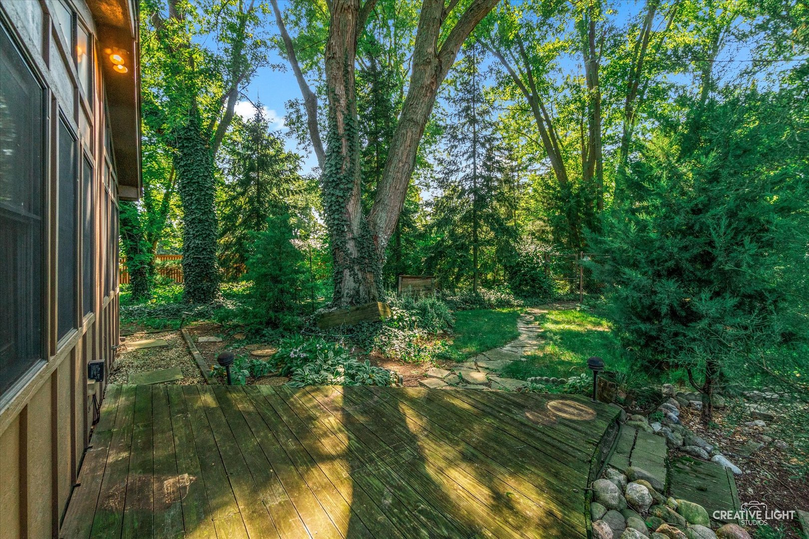 2S452 Riverside Avenue, Warrenville, IL 60555