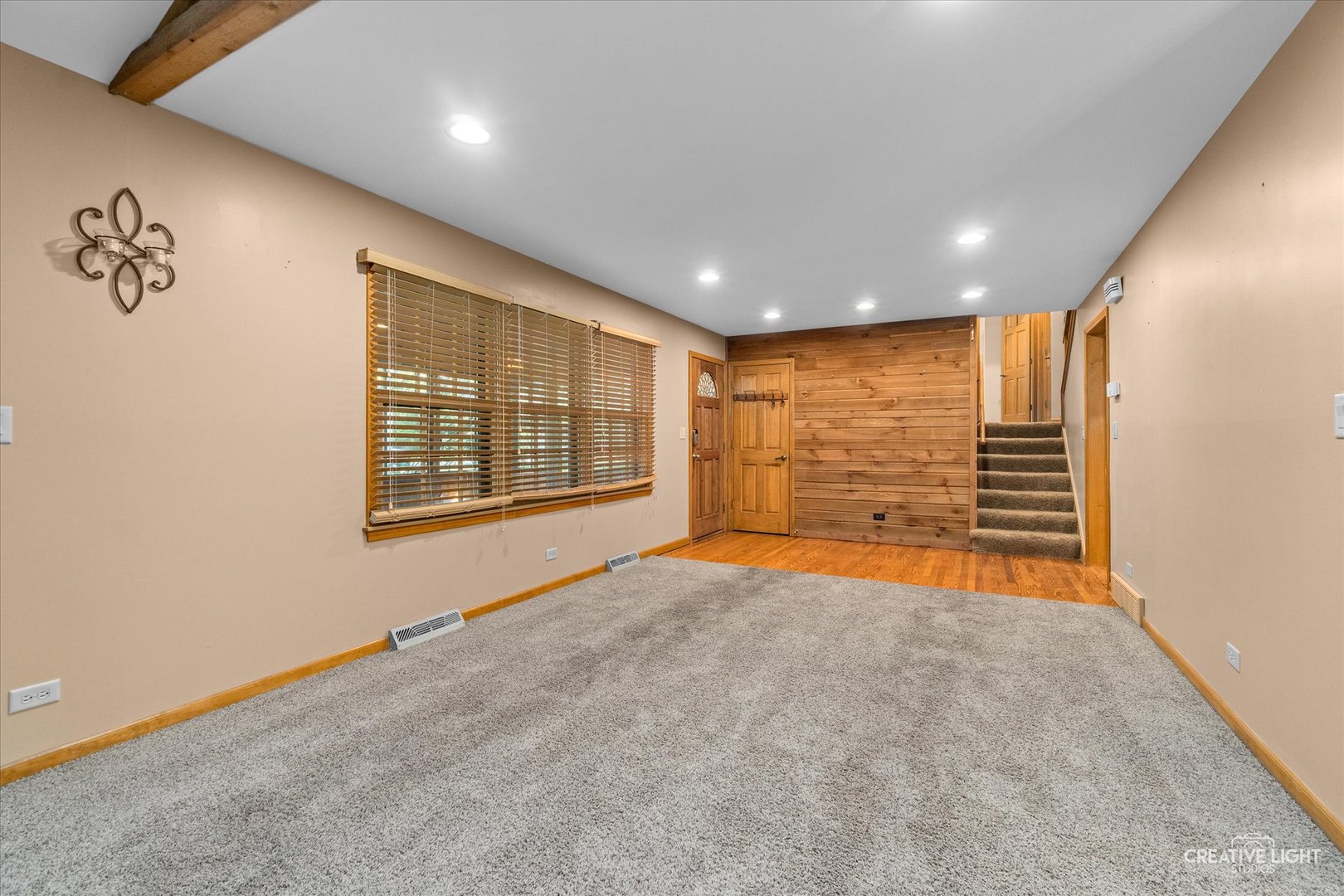 2S452 Riverside Avenue, Warrenville, IL 60555