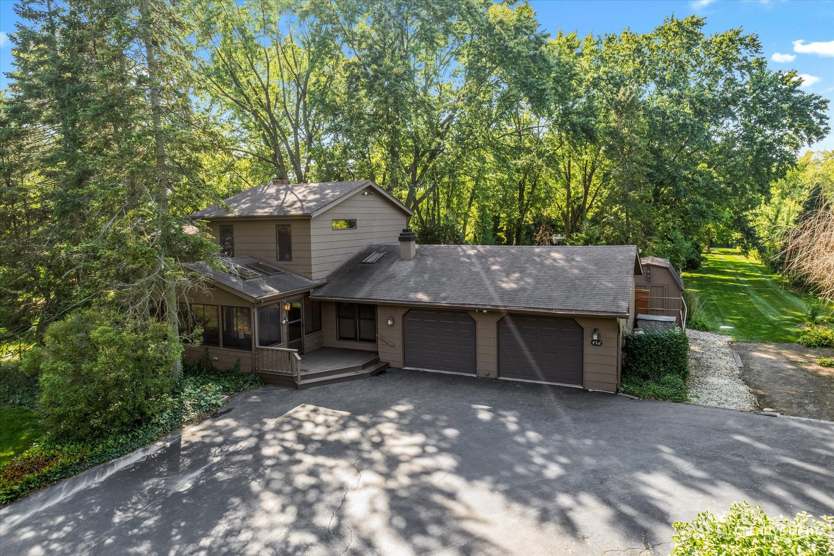 2S452 Riverside Avenue, Warrenville, IL 60555