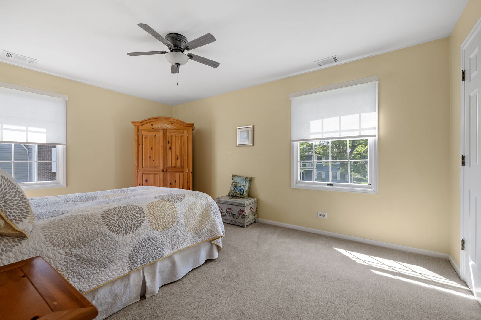 54 Plymouth Court #202D, Naperville, IL 60565