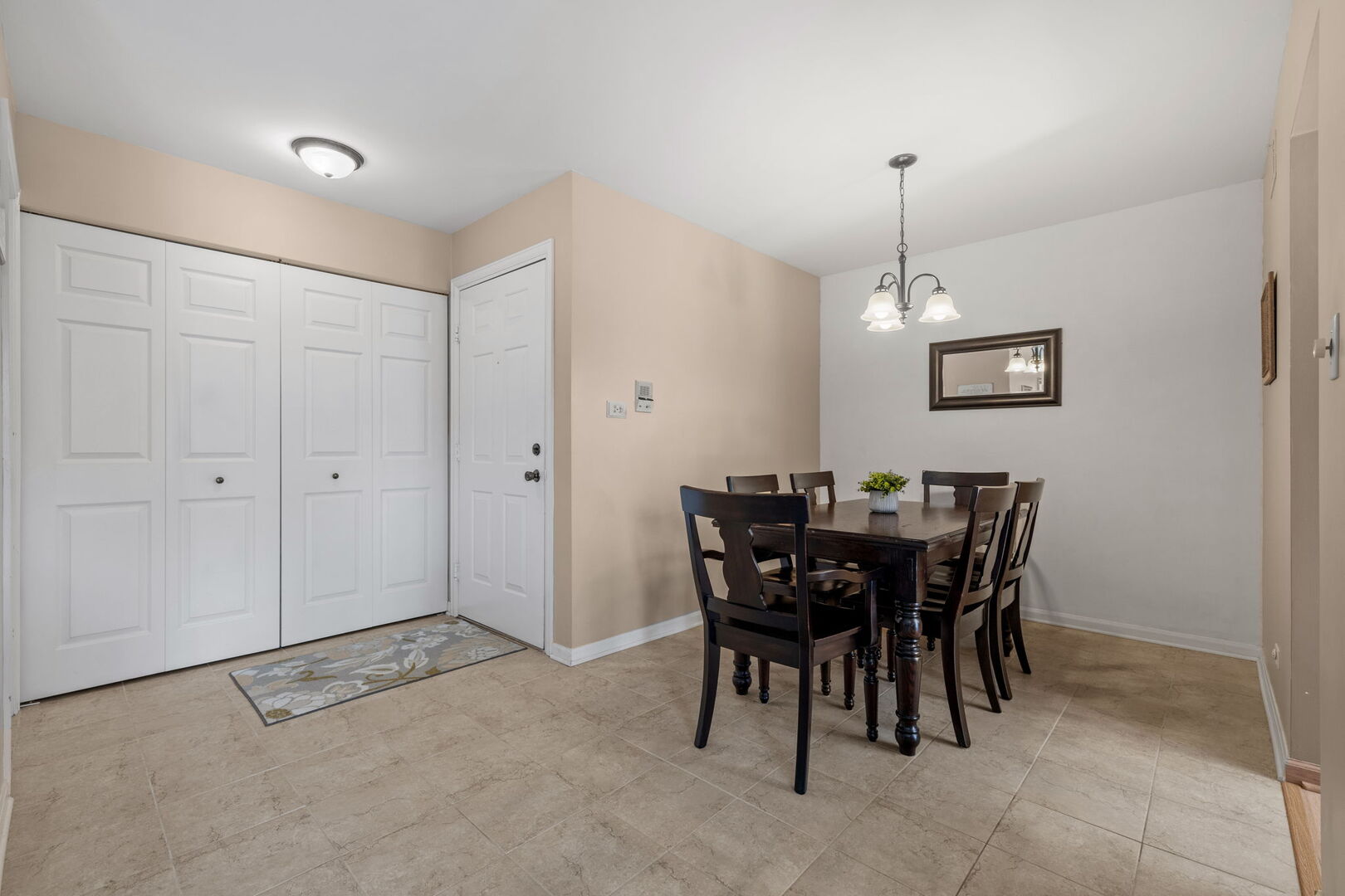 54 Plymouth Court #202D, Naperville, IL 60565