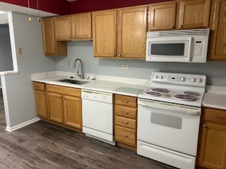 509 Aurora Avenue #407, Naperville, IL 60540