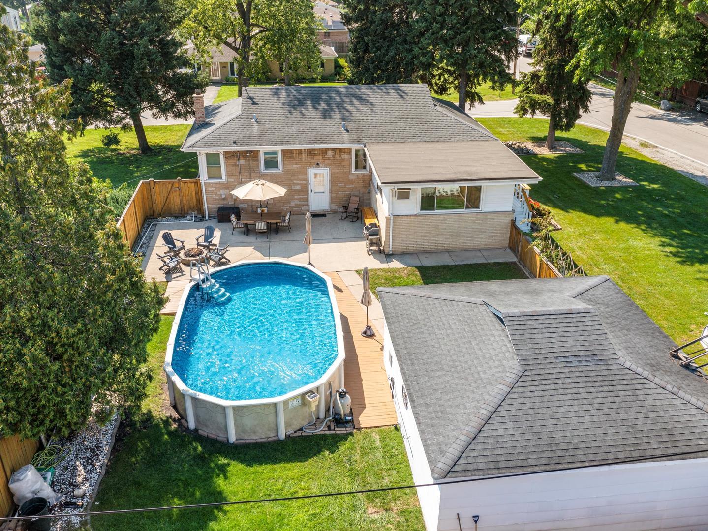 2257 Dora Street, Melrose Park, IL 60164