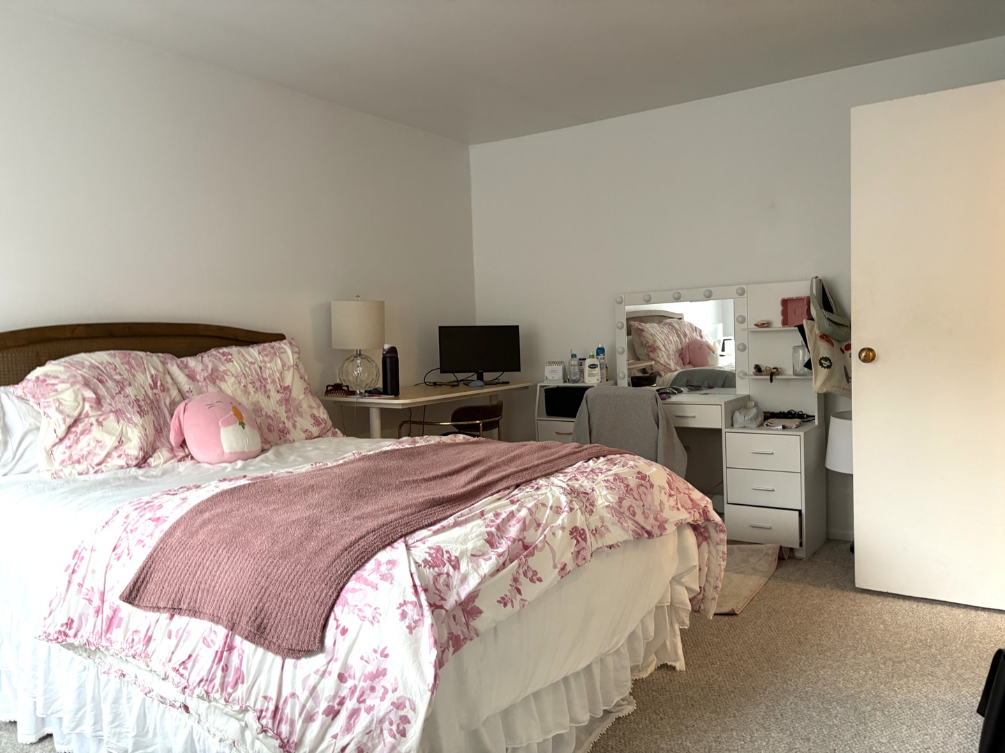 539 W Stratford Place #509, Chicago, IL 60657
