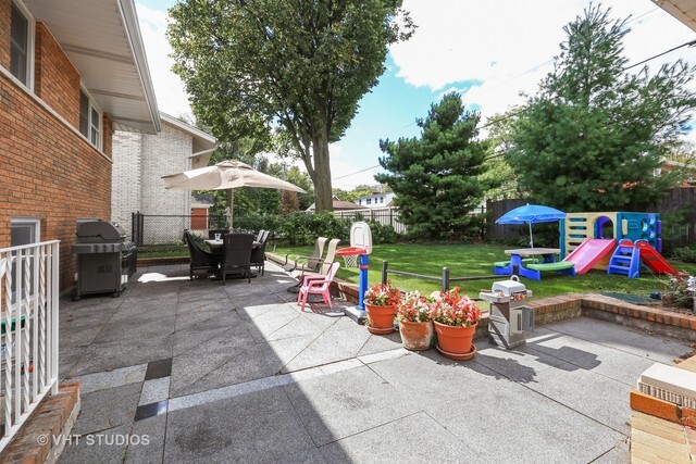 128 S Linden Avenue, Elmhurst, IL 60126