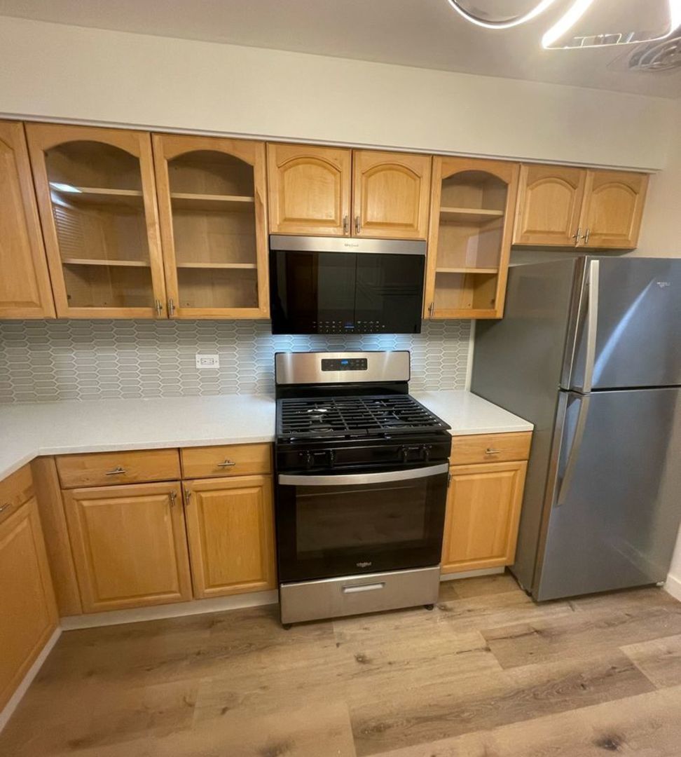 7741 Taylor Street, Forest Park, IL 60130