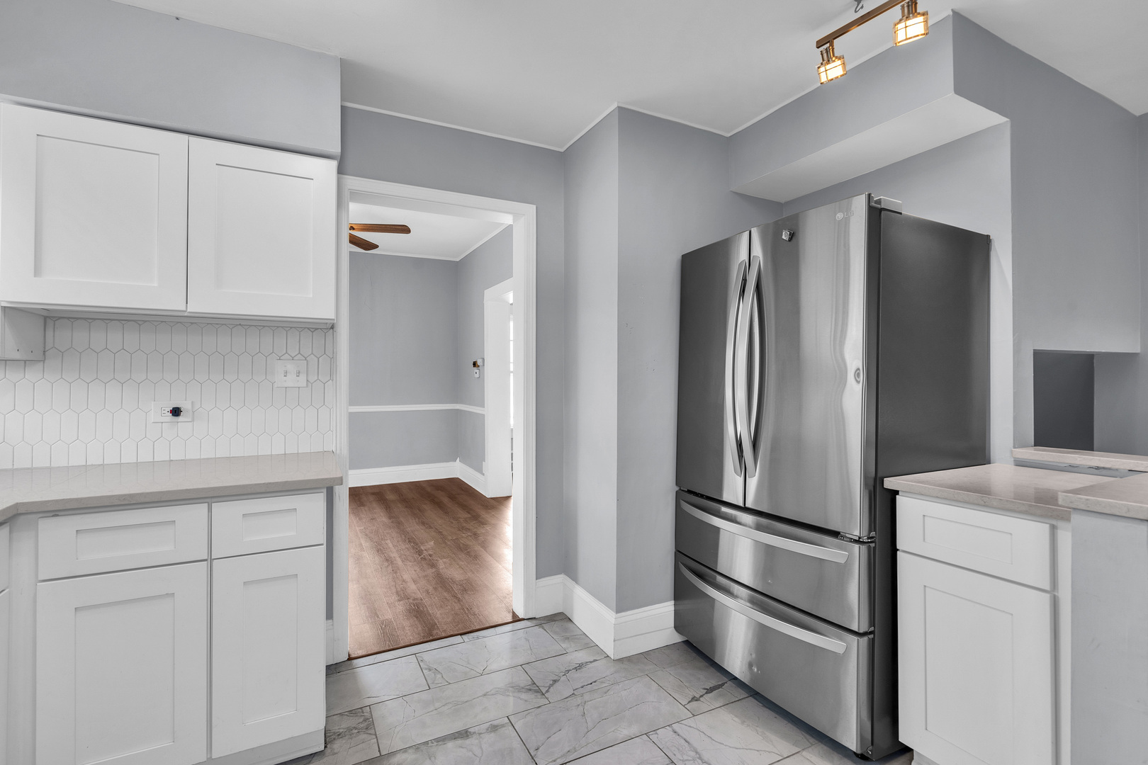 193 May Street, Bensenville, IL 60106