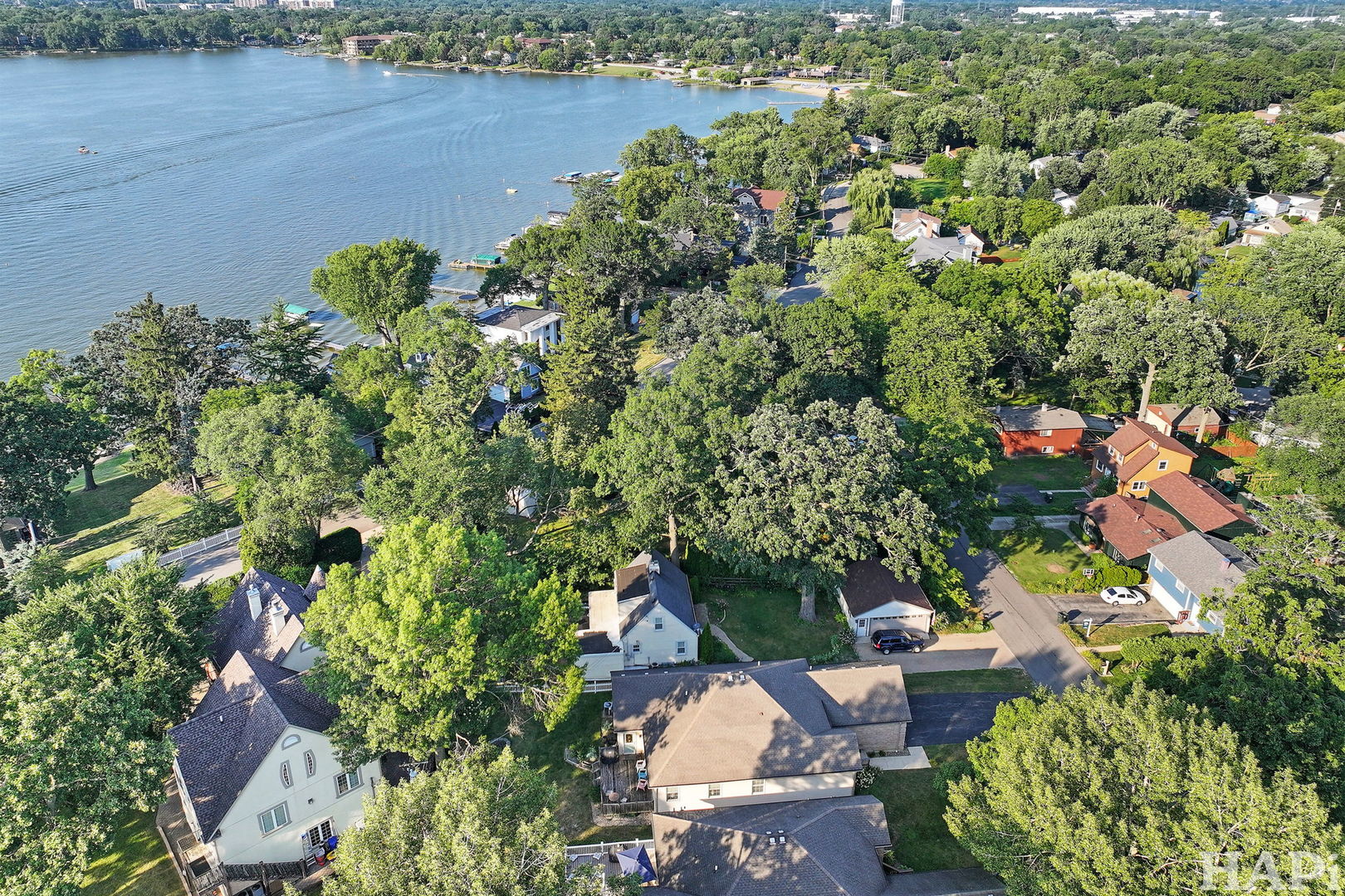 26332 N Hickory Avenue, Mundelein, IL 60060