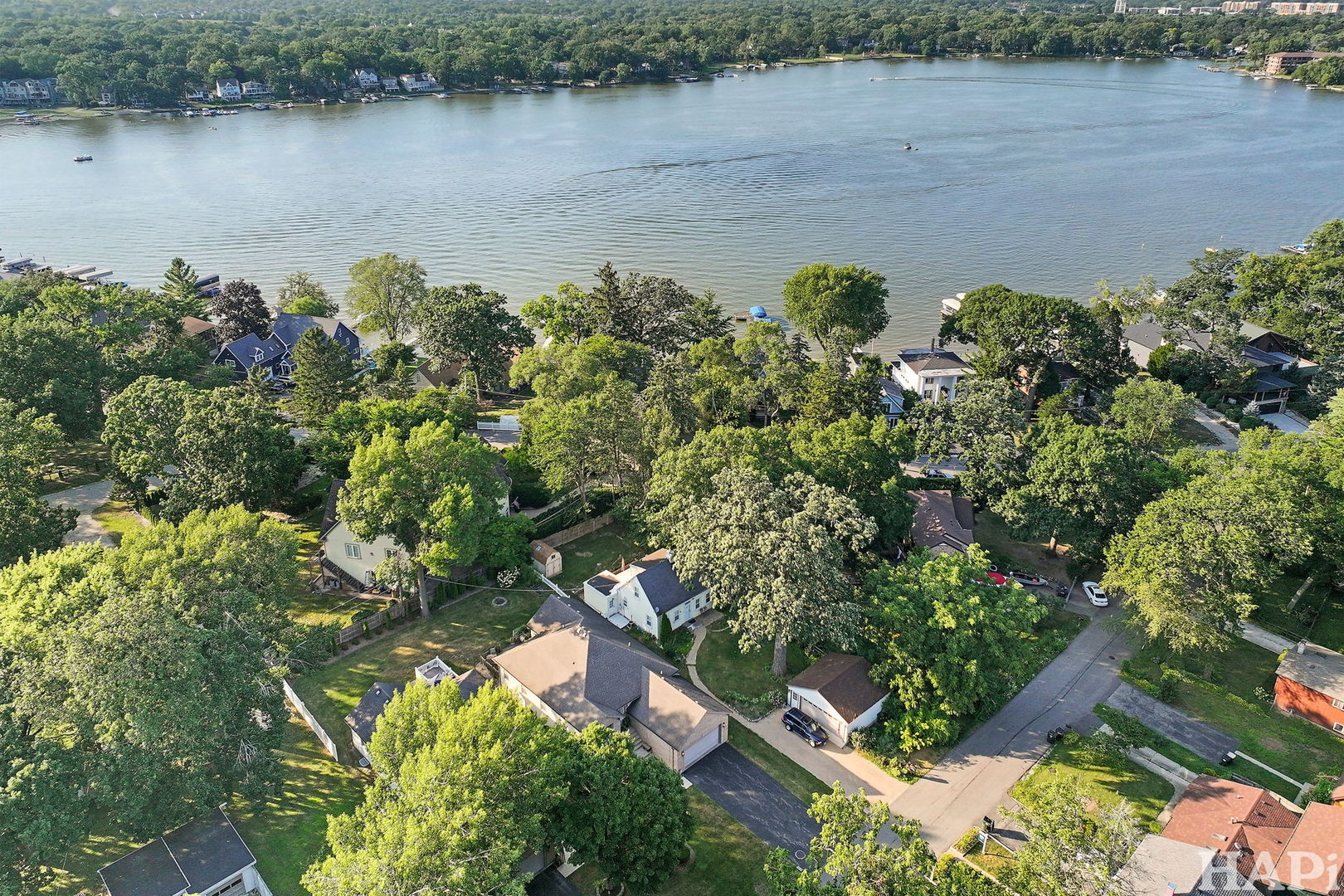 26332 N Hickory Avenue, Mundelein, IL 60060