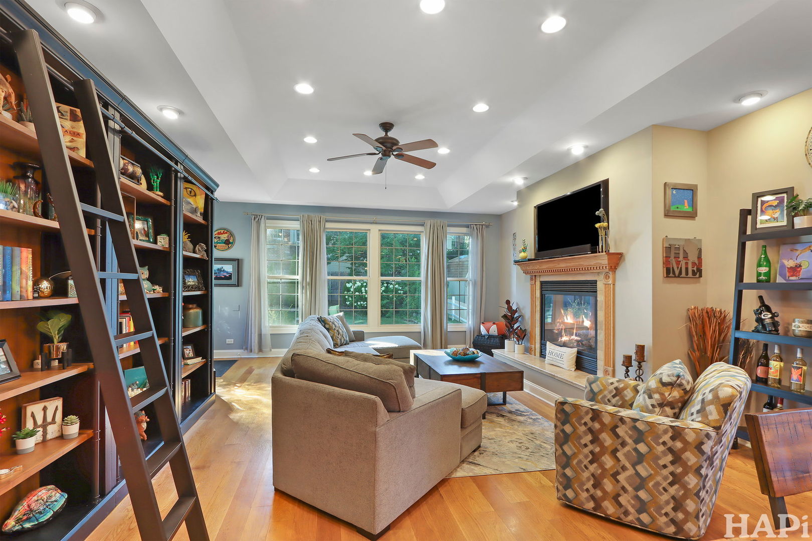 26332 N Hickory Avenue, Mundelein, IL 60060