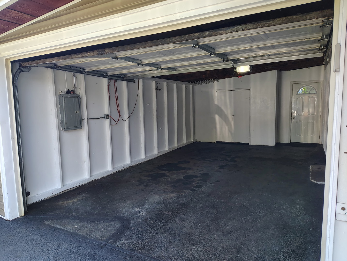 10205 W Ames Avenue, Beach Park, IL 60099