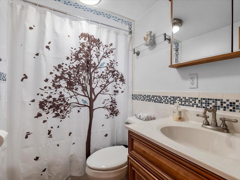 10205 W Ames Avenue, Beach Park, IL 60099