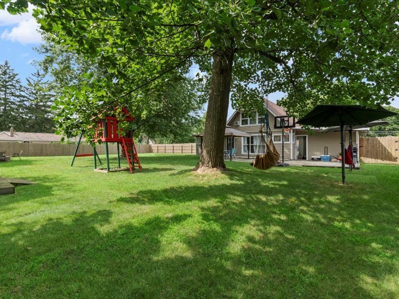 10205 W Ames Avenue, Beach Park, IL 60099