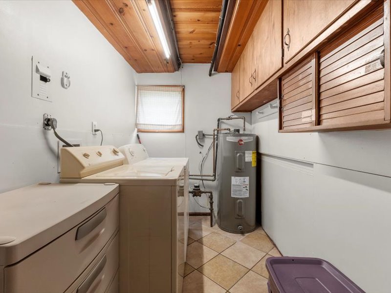 10205 W Ames Avenue, Beach Park, IL 60099