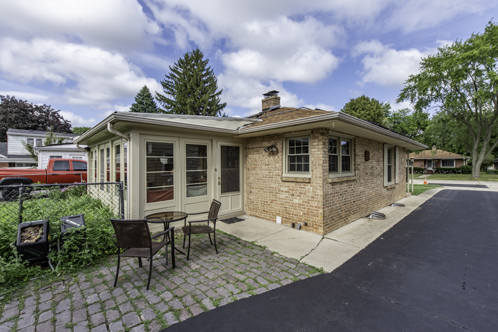 508 N Martin Avenue, Waukegan, IL 60085