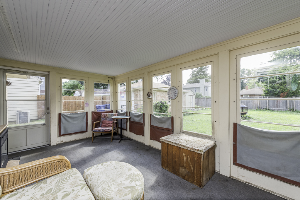 508 N Martin Avenue, Waukegan, IL 60085