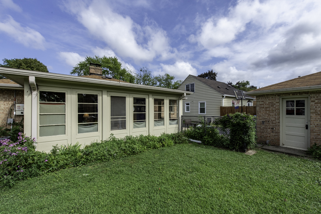 508 N Martin Avenue, Waukegan, IL 60085