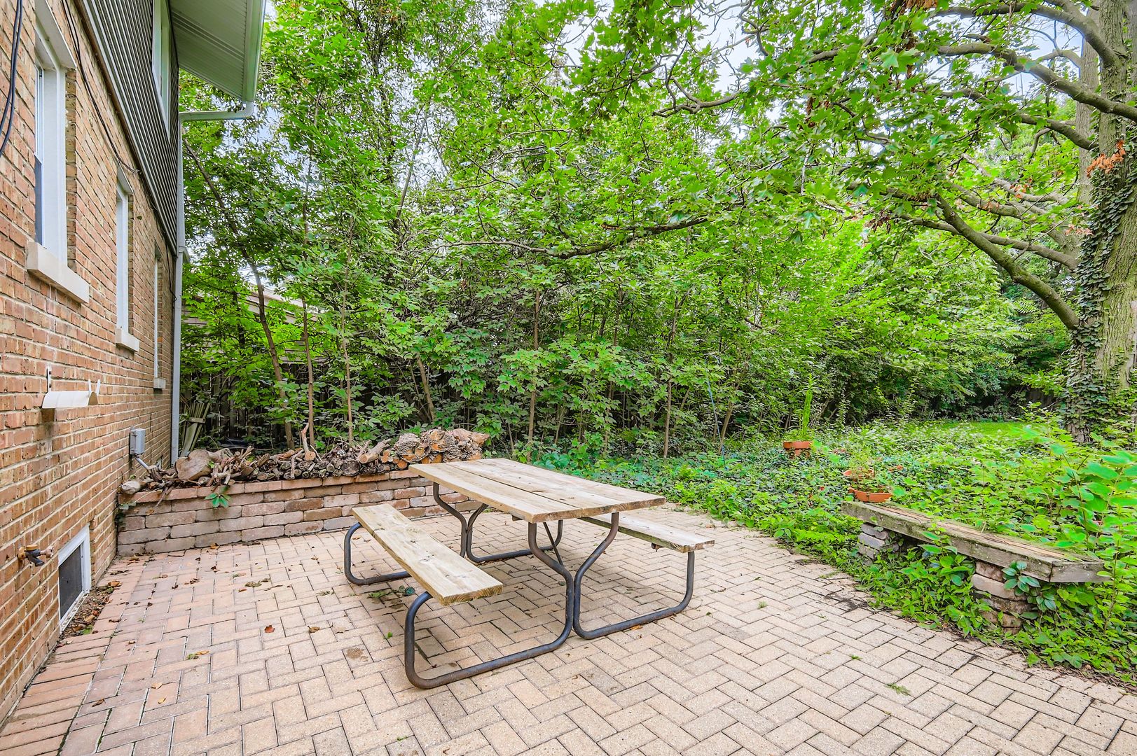 559 S Edson Avenue, Lombard, IL 60148