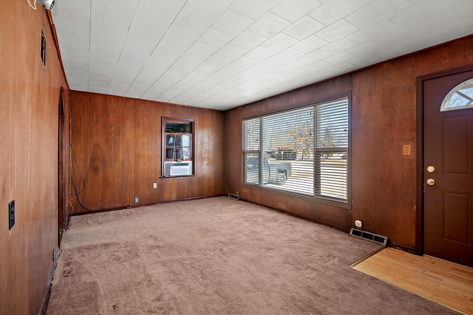 104 S English Street, Braidwood, IL 60408