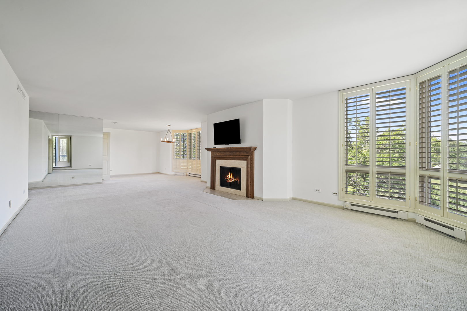 1140 Old Mill Road #303F, Hinsdale, IL 60521