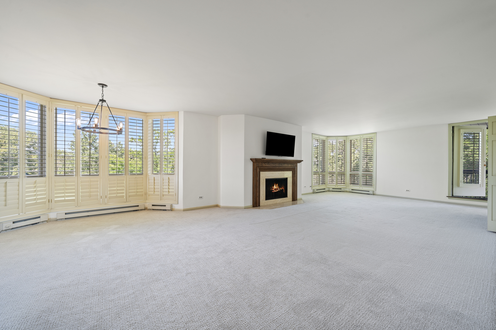 1140 Old Mill Road #303F, Hinsdale, IL 60521