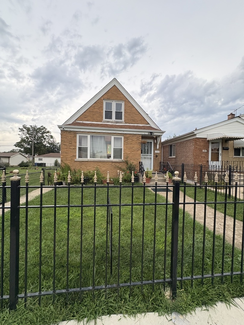1250 W 115th Street, Chicago, IL 60643