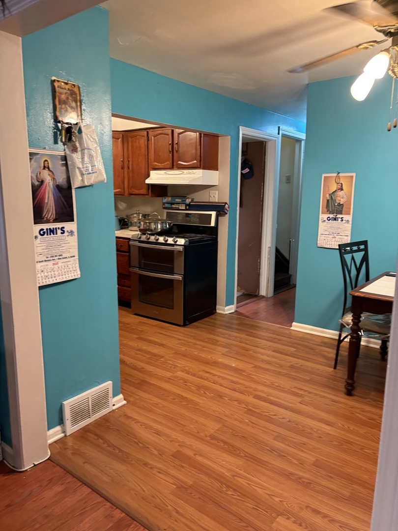 1250 W 115th Street, Chicago, IL 60643