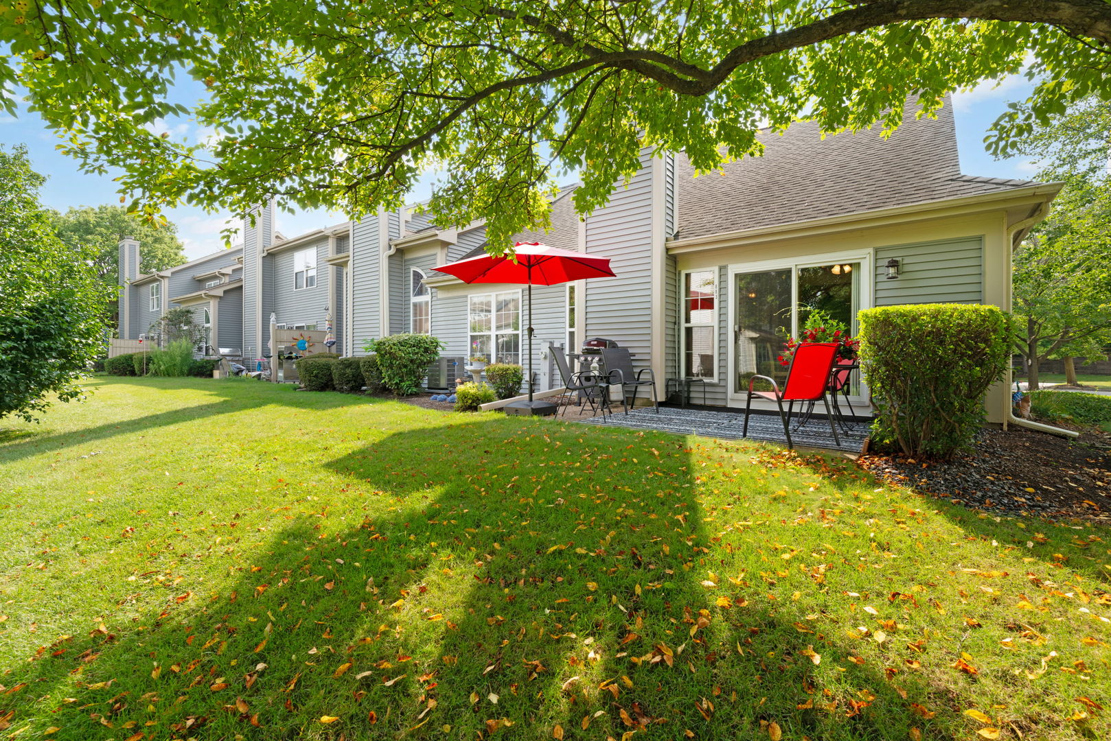 883 Wembley Court, Elgin, IL 60120