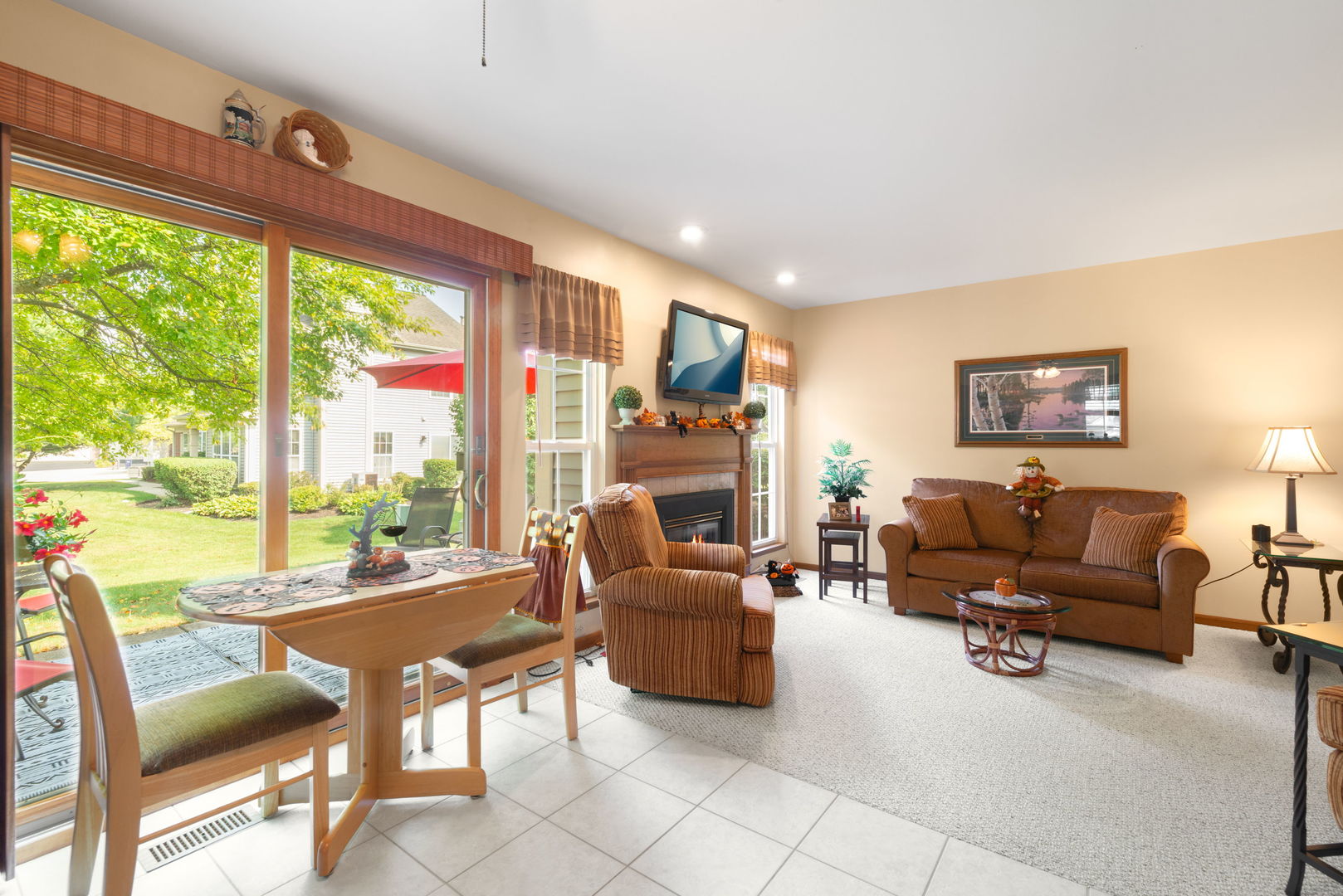 883 Wembley Court, Elgin, IL 60120