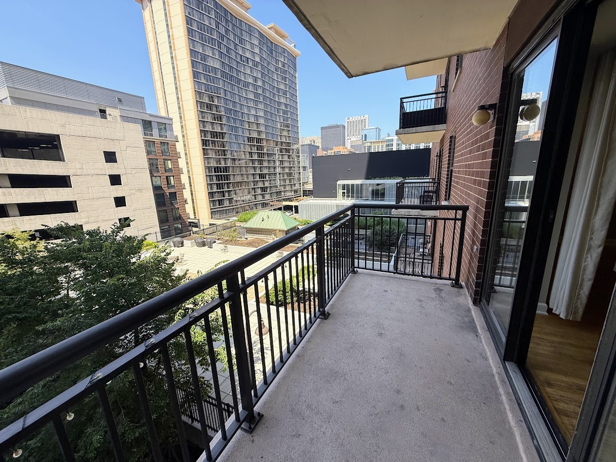 41 E 8th Street #805, Chicago, IL 60605