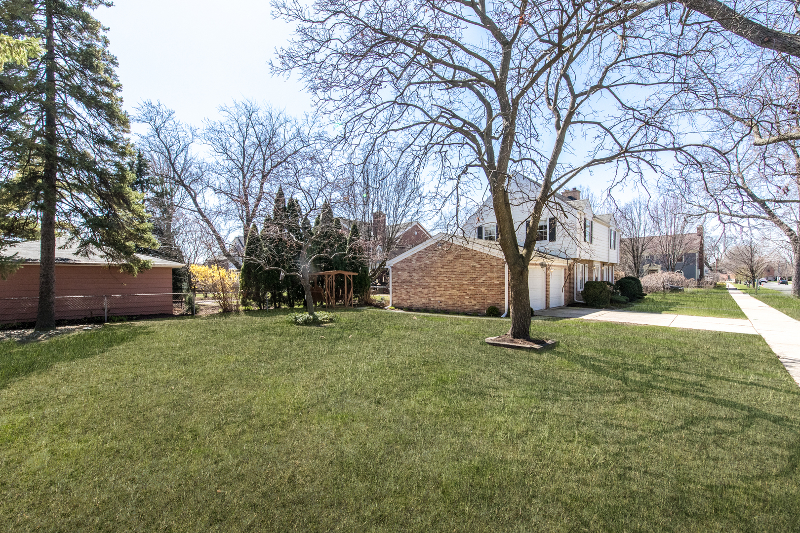 829 Hastings Street, Park Ridge, IL 60068