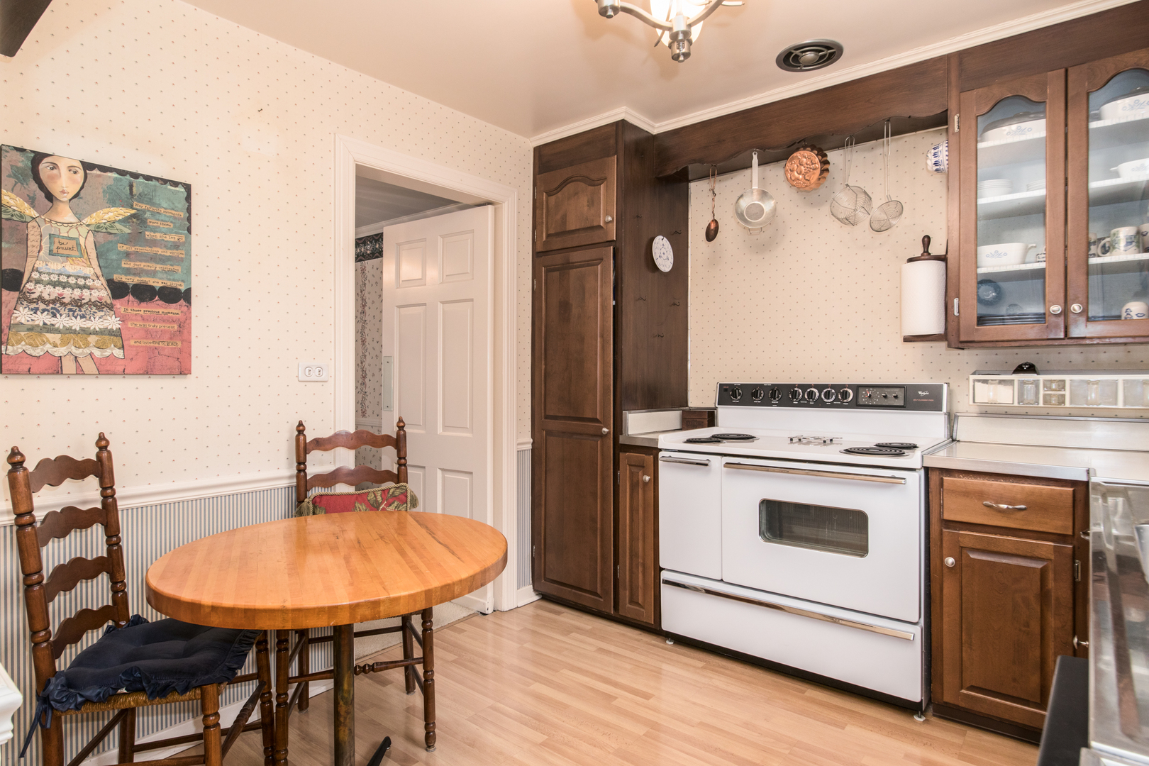 829 Hastings Street, Park Ridge, IL 60068