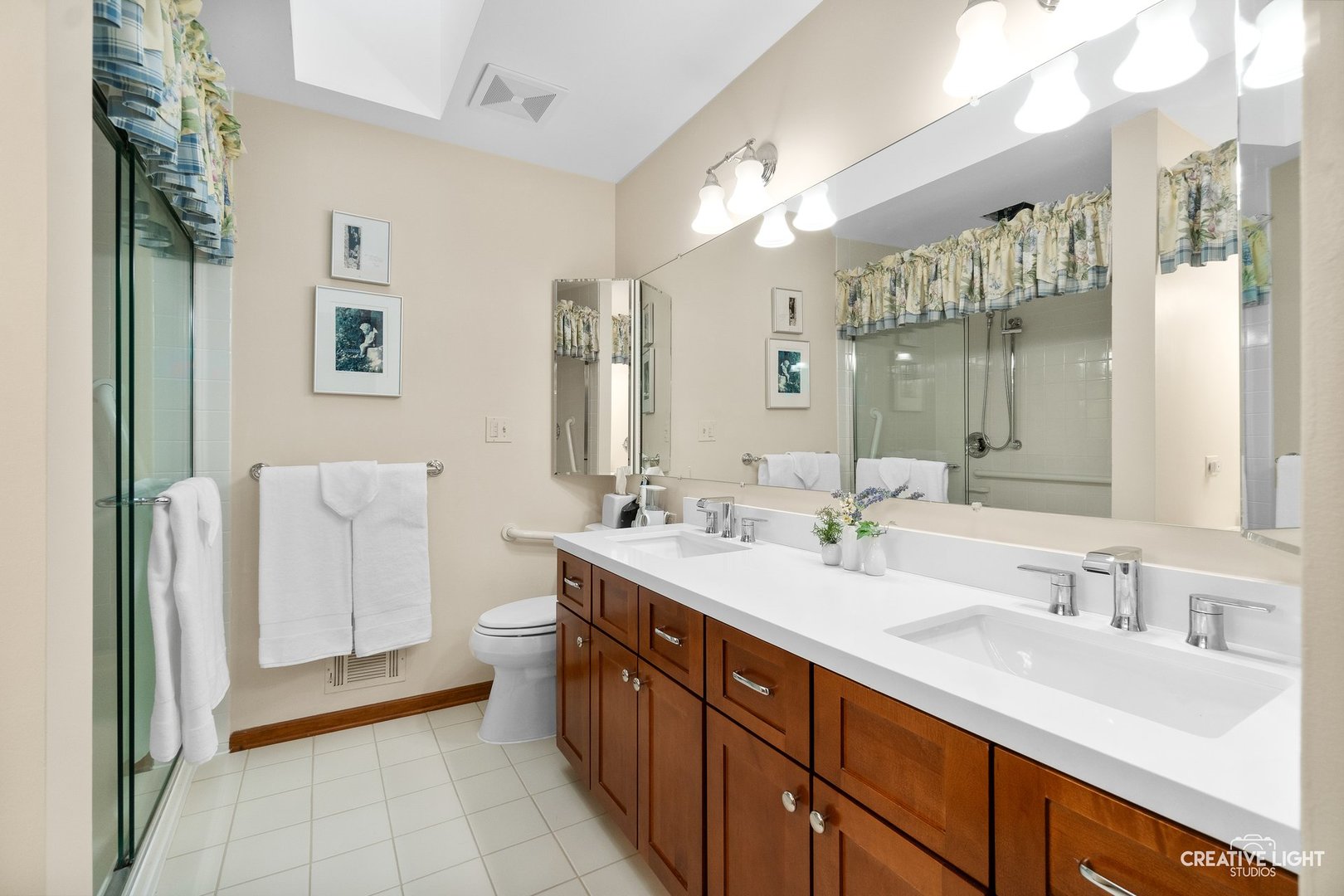 526 River Front Circle, Naperville, IL 60540