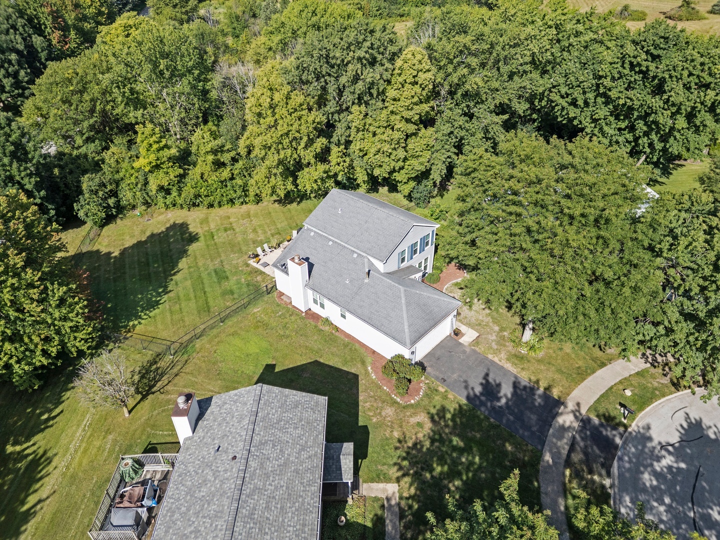 445 Travelaire Avenue, Naperville, IL 60565