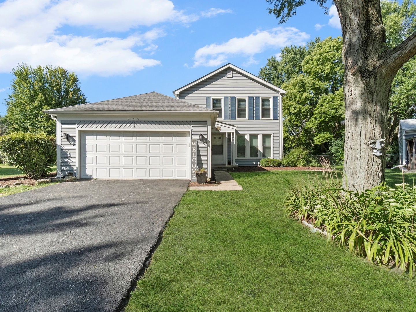 445 Travelaire Avenue, Naperville, IL 60565