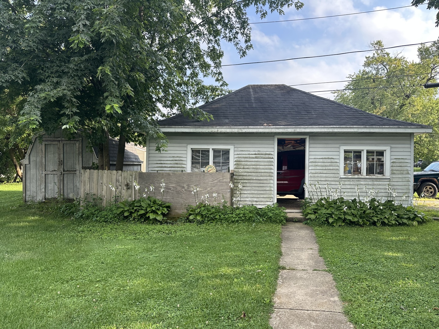 370 W Beaver Street, St. Anne, IL 60964