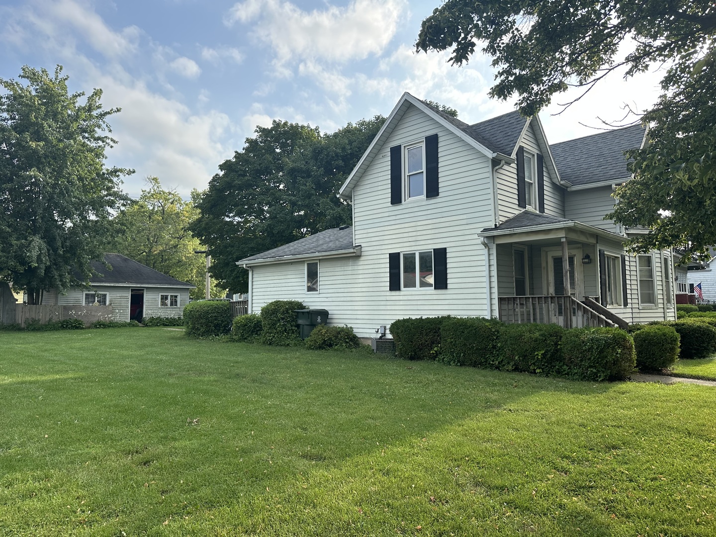 370 W Beaver Street, St. Anne, IL 60964
