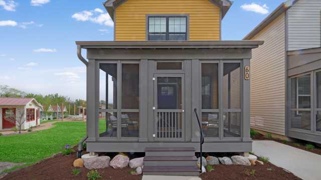 100 Great Loop Dr., #60, Ottawa, IL 61350