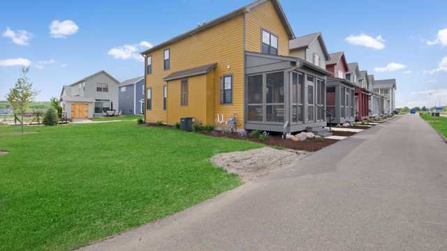100 Great Loop Dr., #60, Ottawa, IL 61350