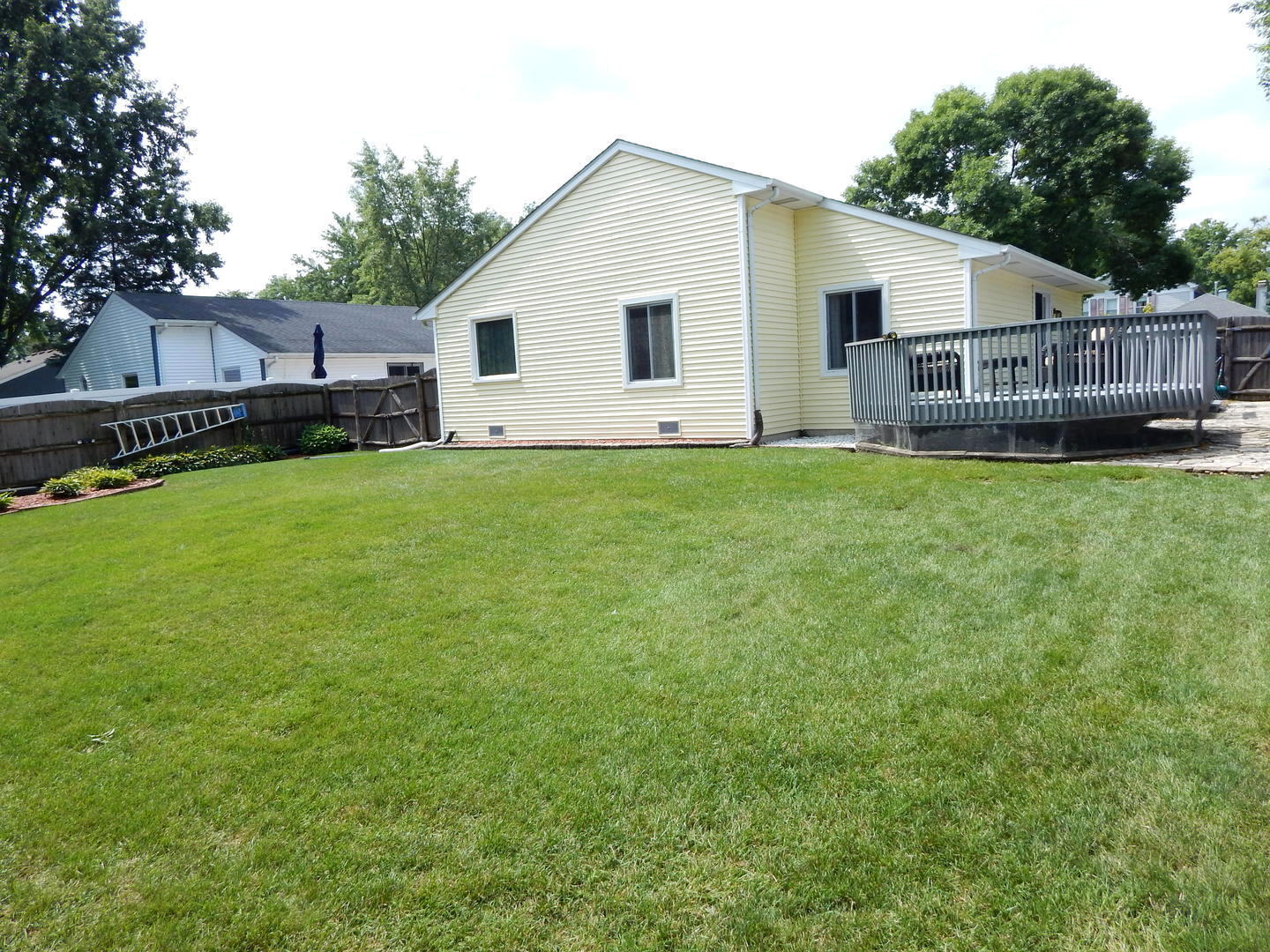2092 Navarone Drive, Naperville, IL 60565