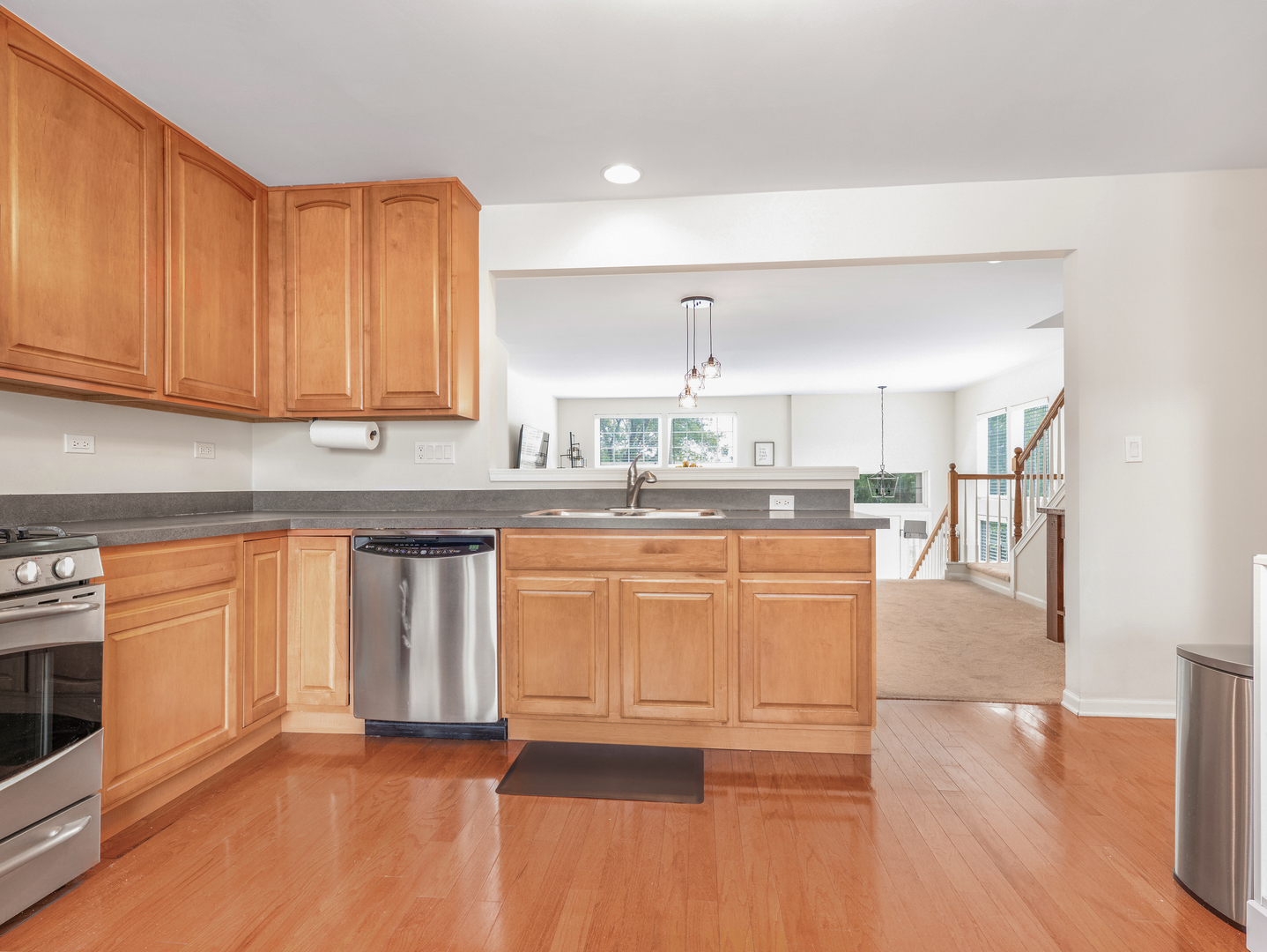 1544 Bristol Lane #6, Wood Dale, IL 60191