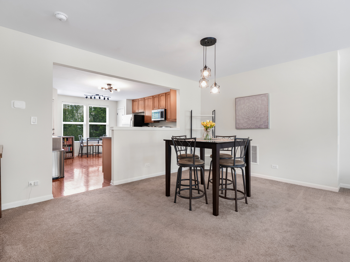 1544 Bristol Lane #6, Wood Dale, IL 60191