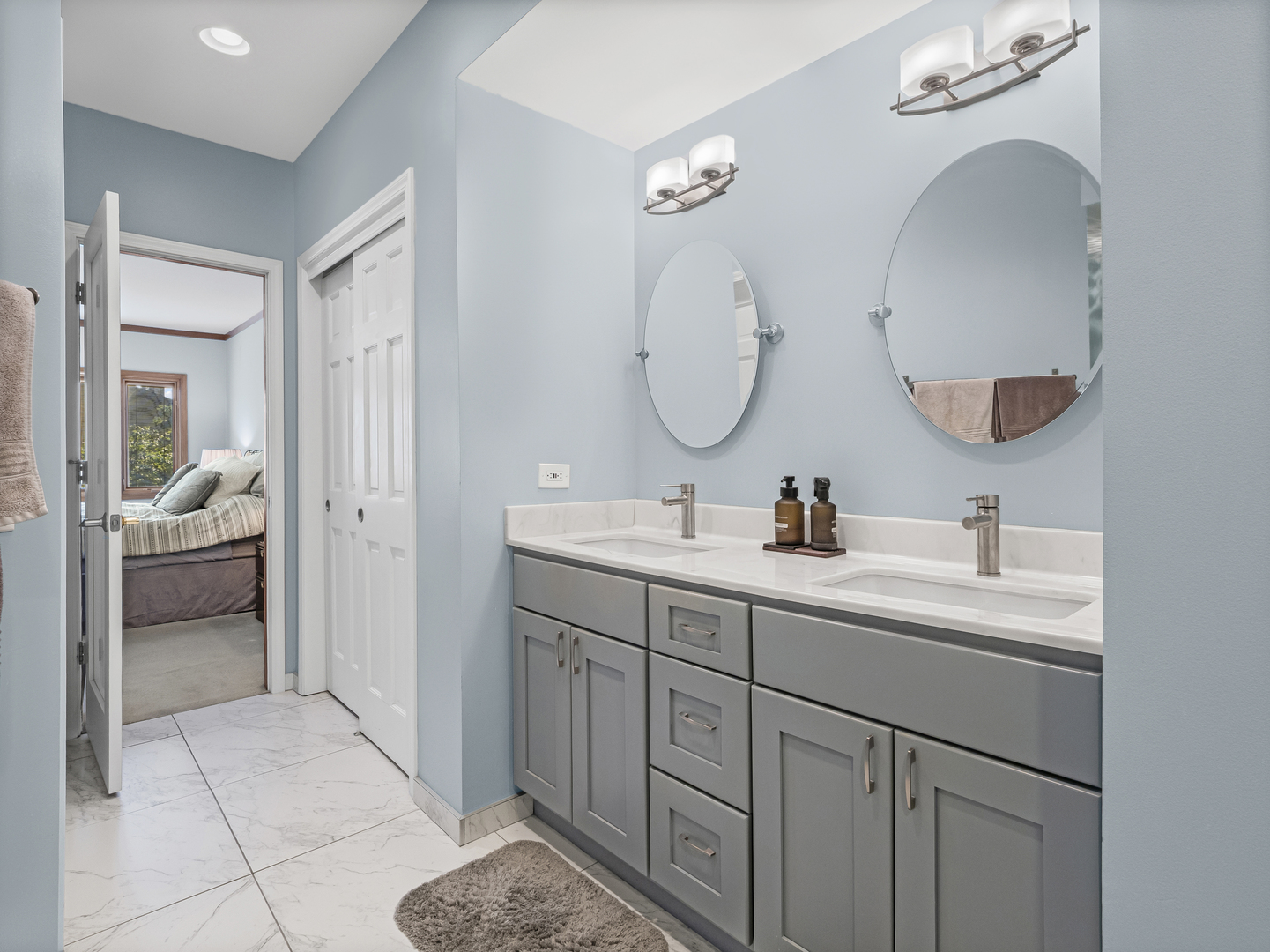 1016 Arbor Court, Mount Prospect, IL 60056