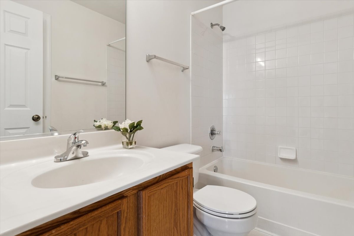 2611 Cedar Glade Drive #204, Naperville, IL 60564